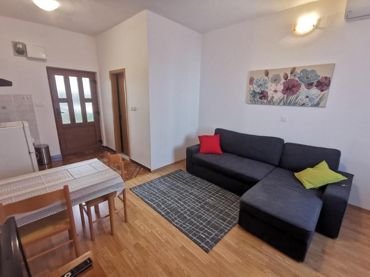 Uncle Apartment Makarska Bagian luar foto