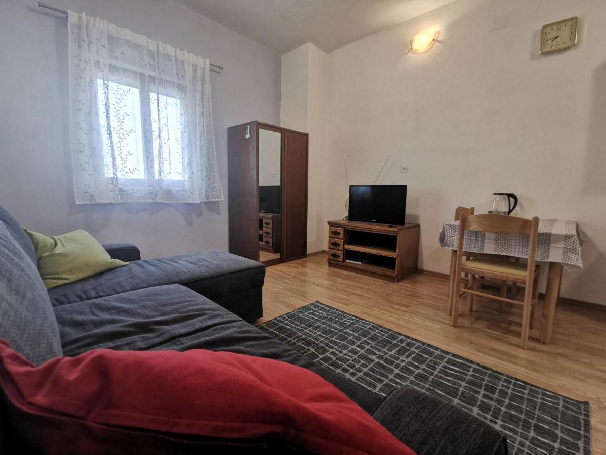 Uncle Apartment Makarska Bagian luar foto